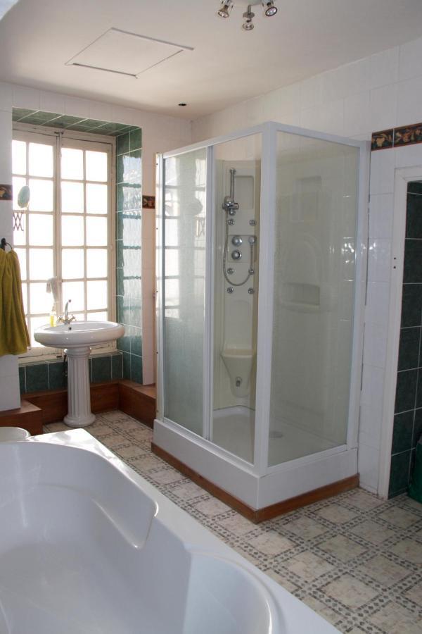 suite Léon Édoux Saint-Savin  Extérieur photo